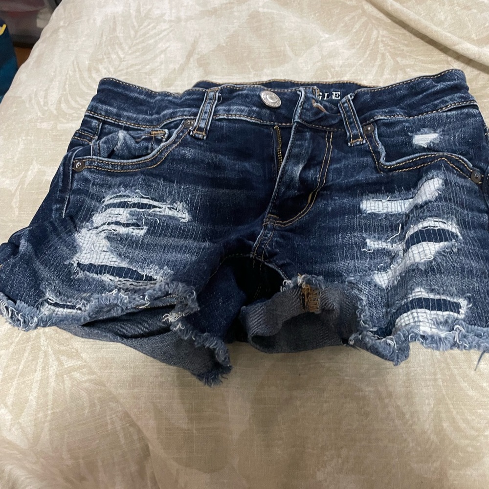 size 0 american eagle shorts